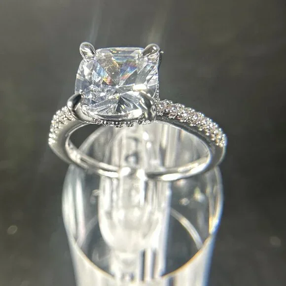 Womens Silver Plated Brass Ring Cubic Zirconia - Picture 6 of 15